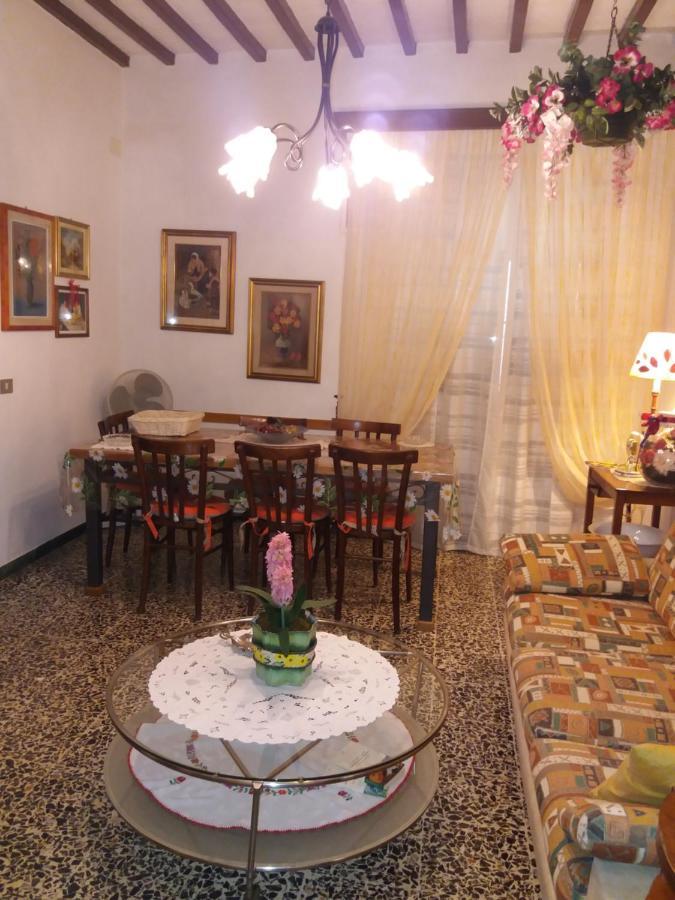 Casa Tarrini Apartment Киани Екстериор снимка
