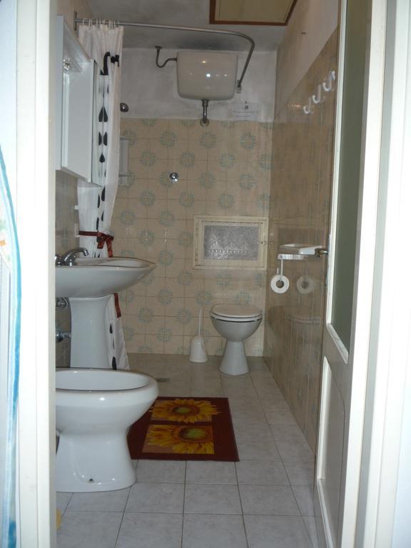 Casa Tarrini Apartment Киани Екстериор снимка