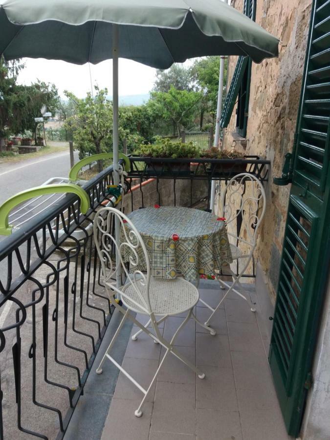 Casa Tarrini Apartment Киани Екстериор снимка
